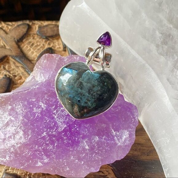 Larvikite black Moonstone & Amethyst Solid Sterling Silver Heart Pendant - Picture 3 of 9